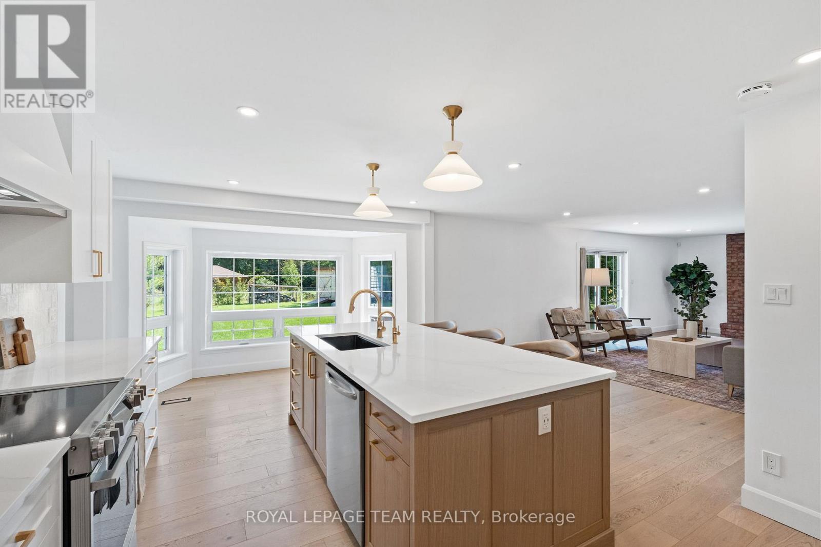 5545 Van Vliet Road, Ottawa, Ontario  K4M 1J4 - Photo 9 - X12883886