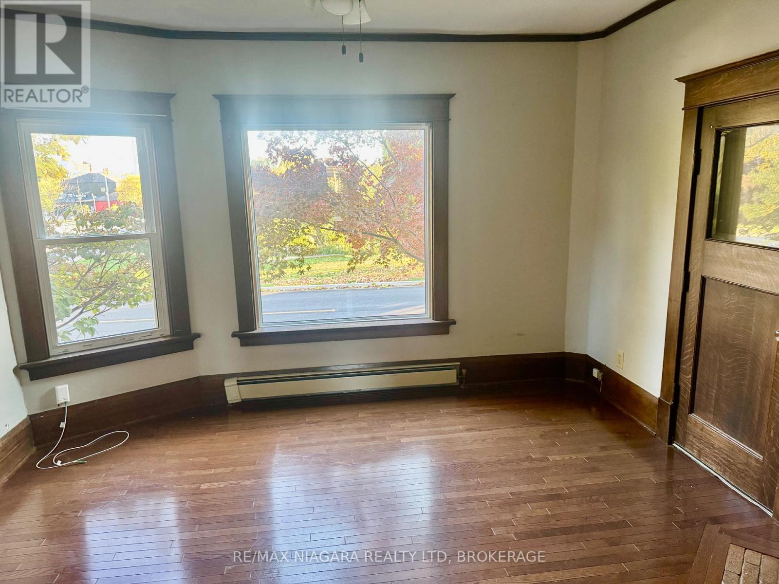 Main Floor - 101 Niagara Street, Welland, Ontario  L3C 1J4 - Photo 7 - X12883894