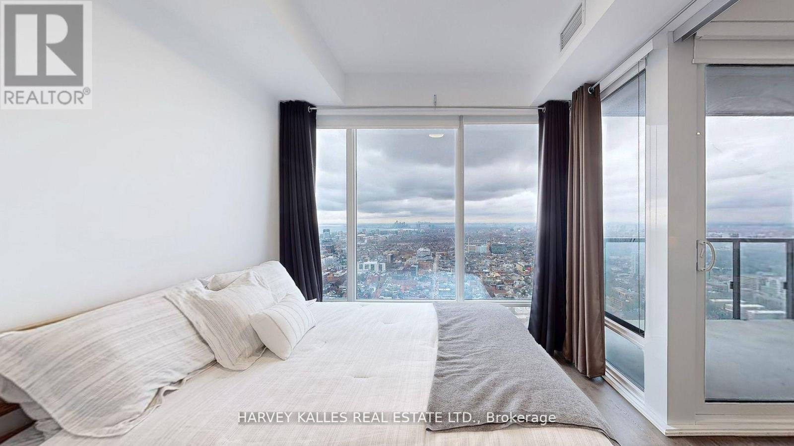 4411 - 488 University Avenue, Toronto, Ontario  M5G 0C1 - Photo 17 - C12883840