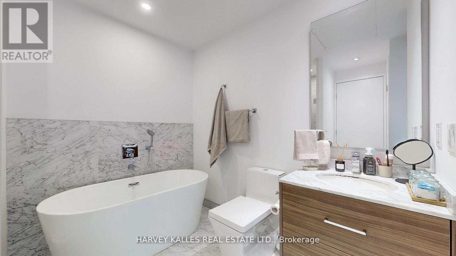 4411 - 488 University Avenue, Toronto, Ontario  M5G 0C1 - Photo 21 - C12883840