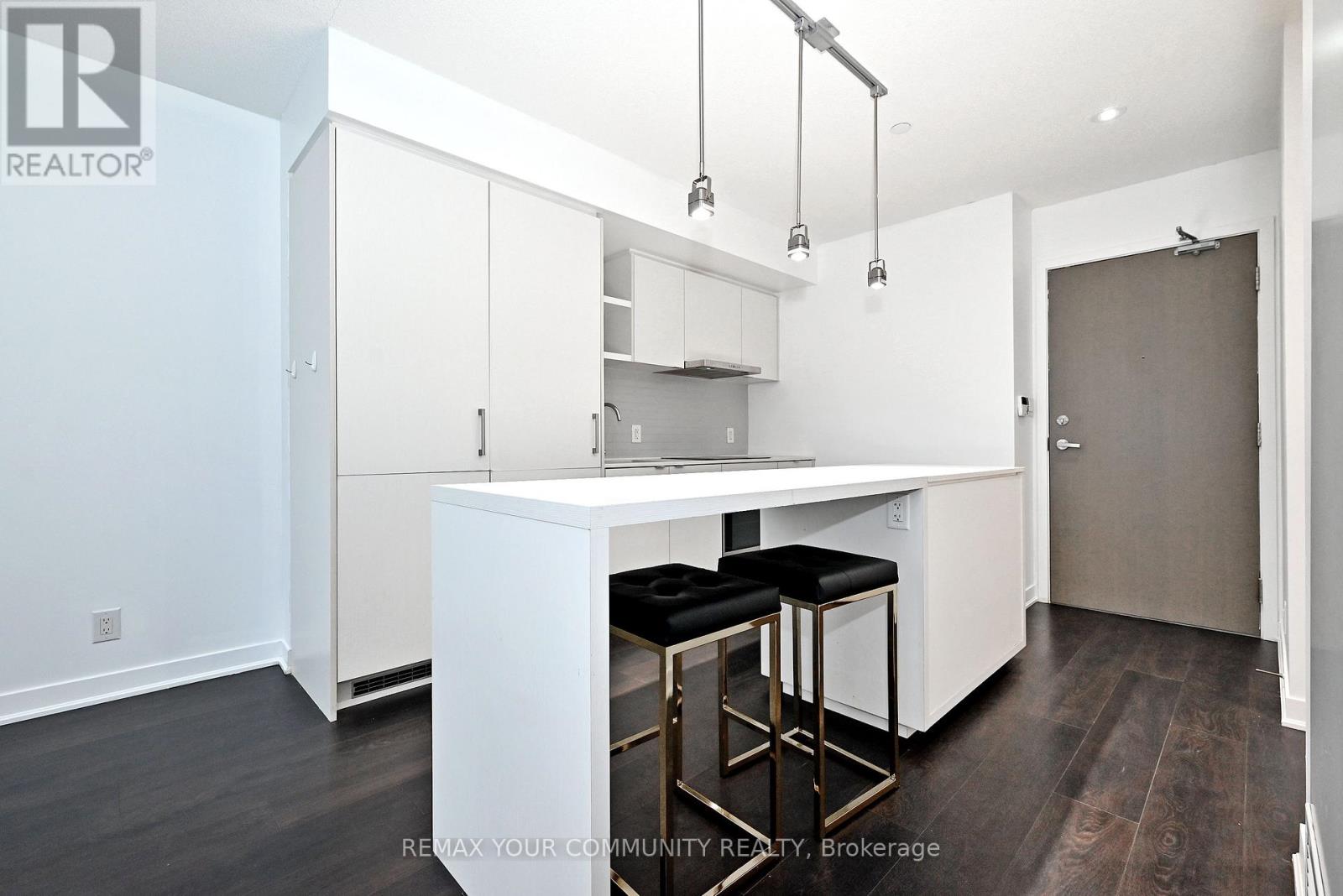 1703 - 88 Harbour Street, Toronto, Ontario  M5J 1B7 - Photo 13 - C12883862