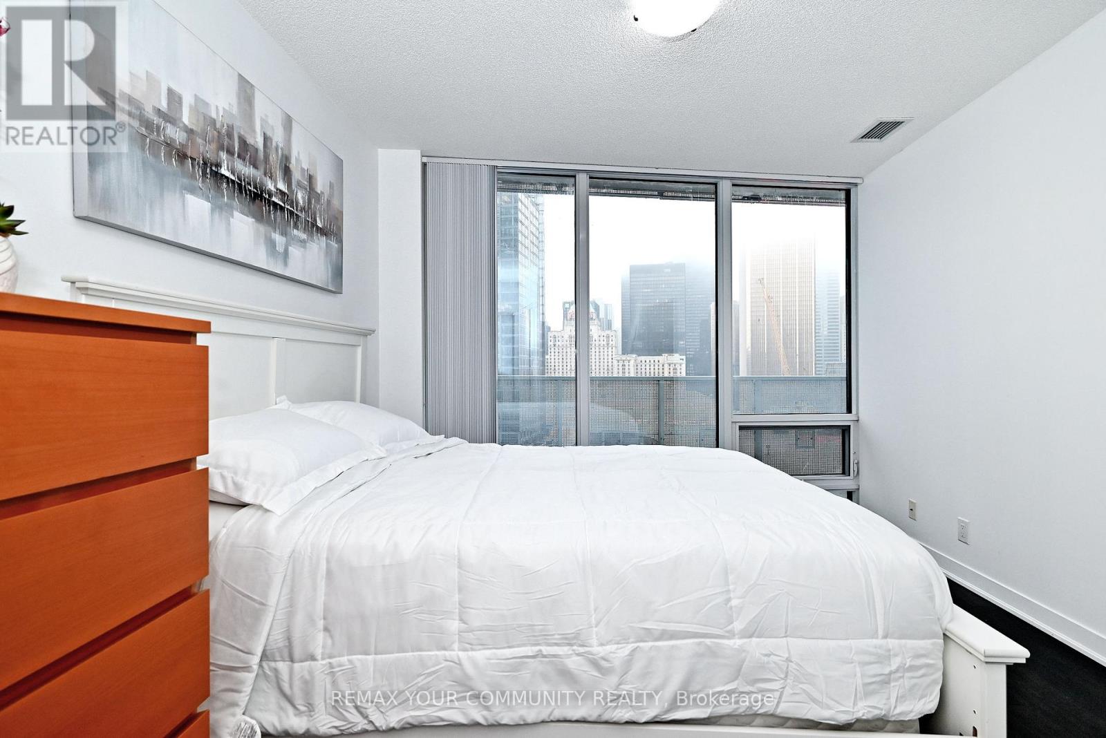 1703 - 88 Harbour Street, Toronto, Ontario  M5J 1B7 - Photo 27 - C12883862