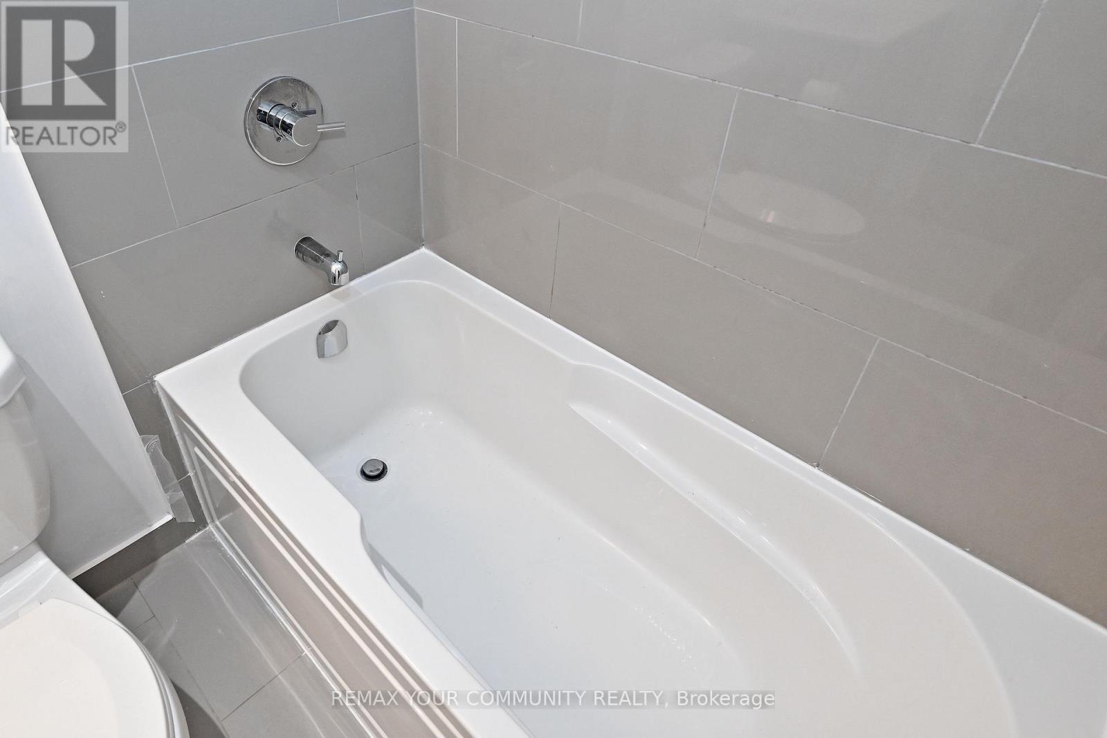 1703 - 88 Harbour Street, Toronto, Ontario  M5J 1B7 - Photo 33 - C12883862