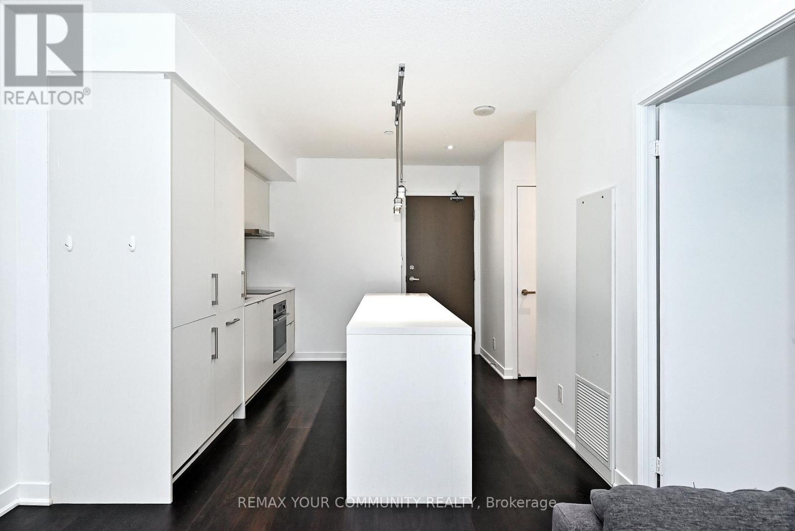 1703 - 88 Harbour Street, Toronto, Ontario  M5J 1B7 - Photo 48 - C12883862