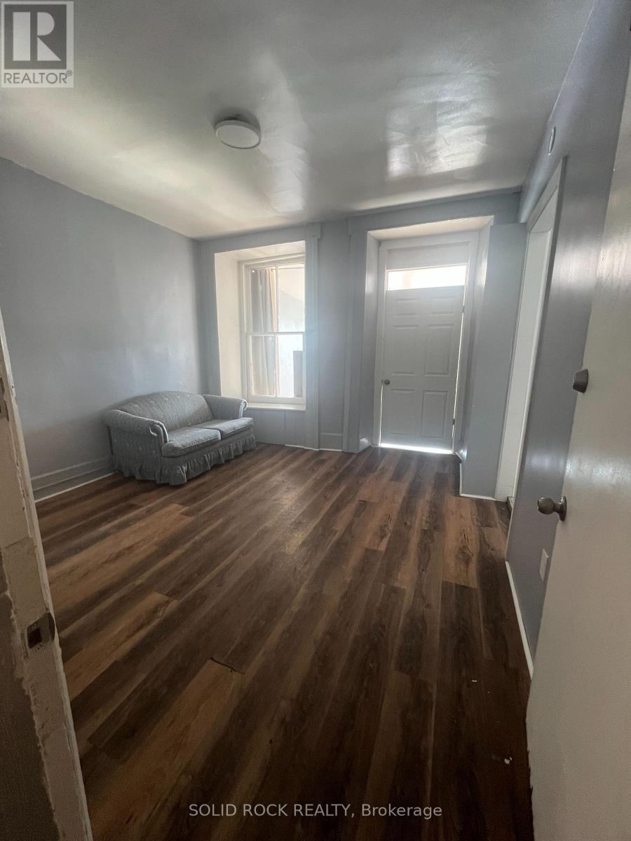 B4 - 89 King Street W, Brockville, Ontario  K6V 3R1 - Photo 2 - X12883882