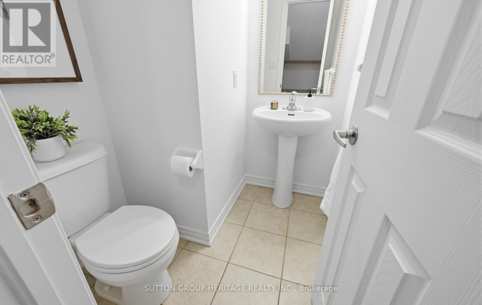 41 Kirkland Place, Whitby, Ontario  L1P 1X3 - Photo 13 - E12883854