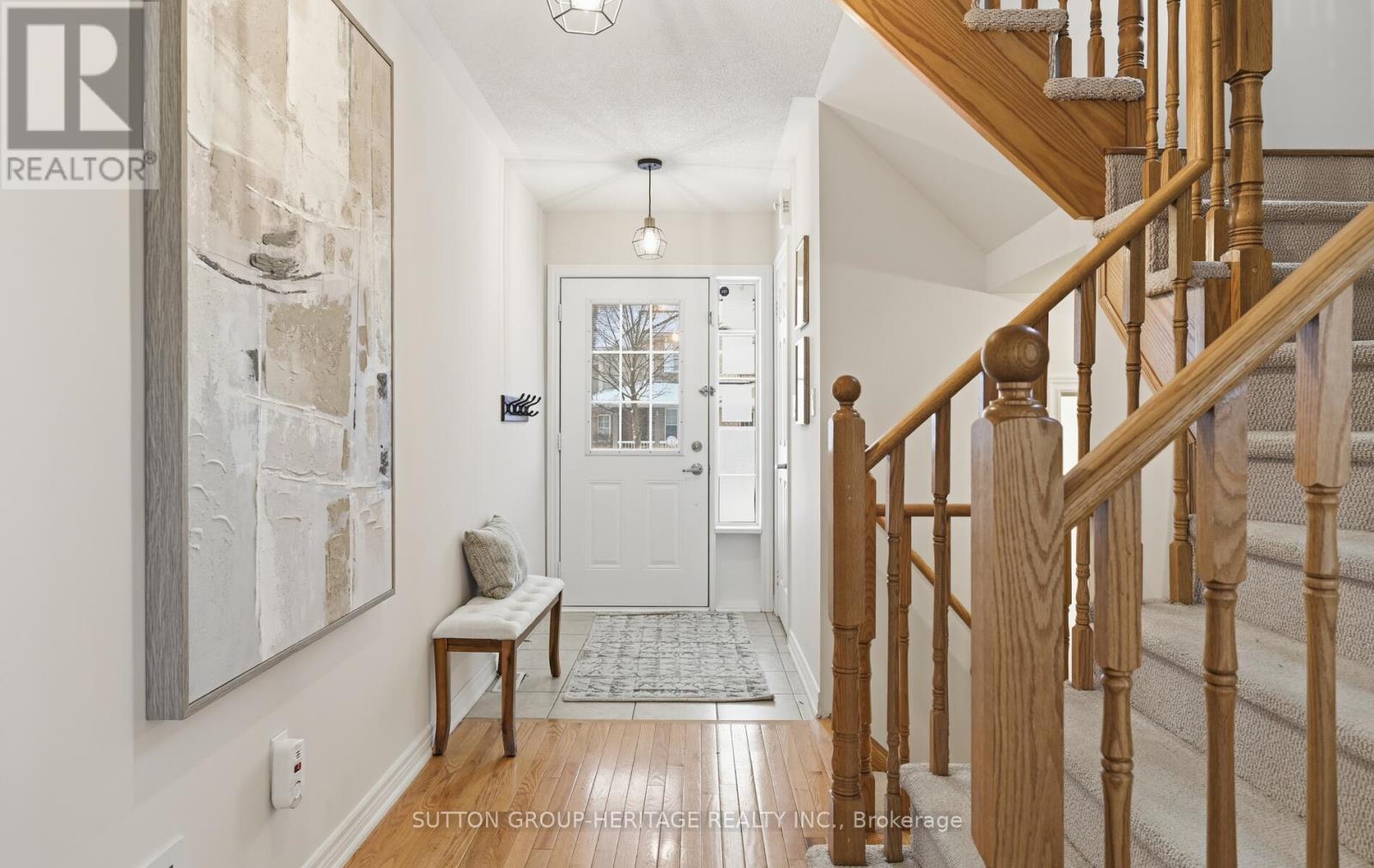 41 Kirkland Place, Whitby, Ontario  L1P 1X3 - Photo 2 - E12883854