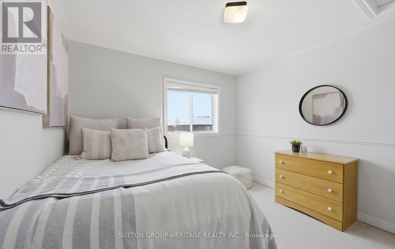 41 Kirkland Place, Whitby, Ontario  L1P 1X3 - Photo 23 - E12883854