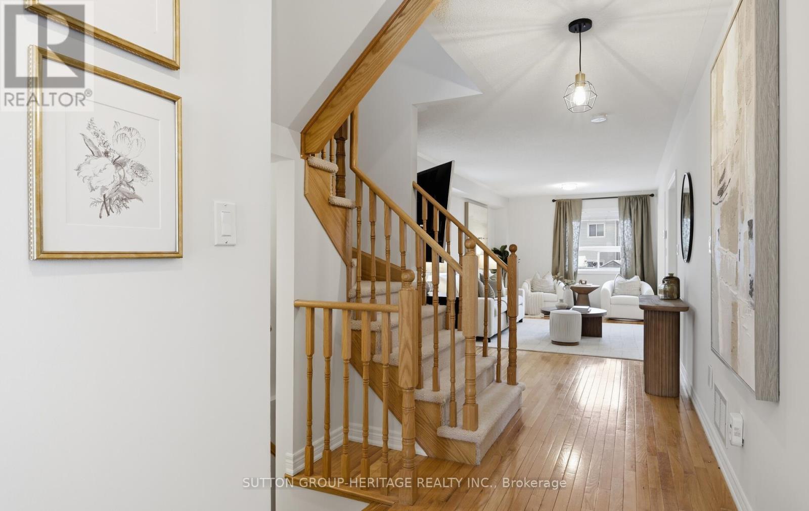 41 Kirkland Place, Whitby, Ontario  L1P 1X3 - Photo 3 - E12883854