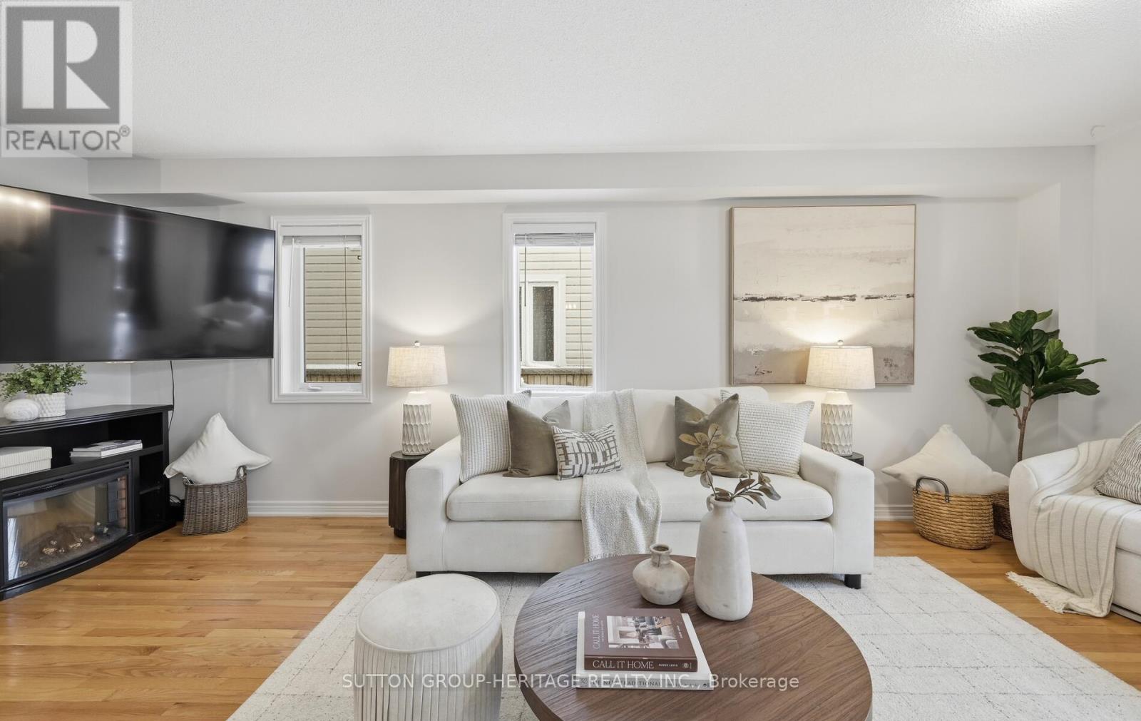 41 Kirkland Place, Whitby, Ontario  L1P 1X3 - Photo 6 - E12883854