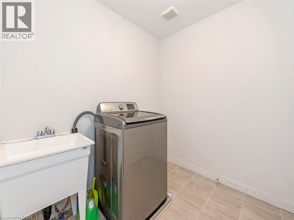 4076 Healing Street, Beamsville, Ontario  L3J 0S4 - Photo 25 - 40811430