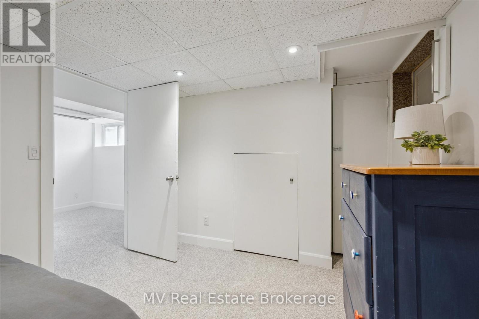 74 Kertland Street, Centre Wellington, Ontario  N0B 1S0 - Photo 37 - X12883846