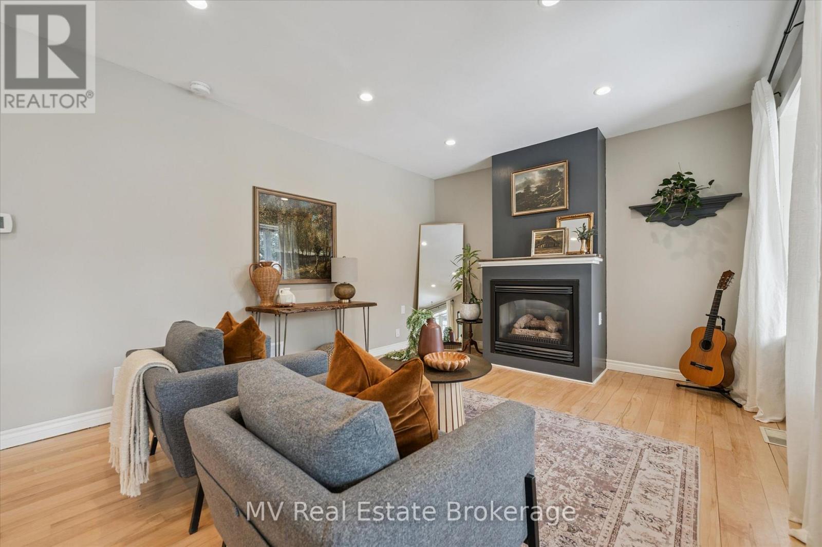 74 Kertland Street, Centre Wellington, Ontario  N0B 1S0 - Photo 9 - X12883846