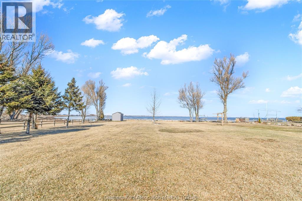 100 Ross Lane, Erieau, Ontario  N0P 1N0 - Photo 19 - 26003252