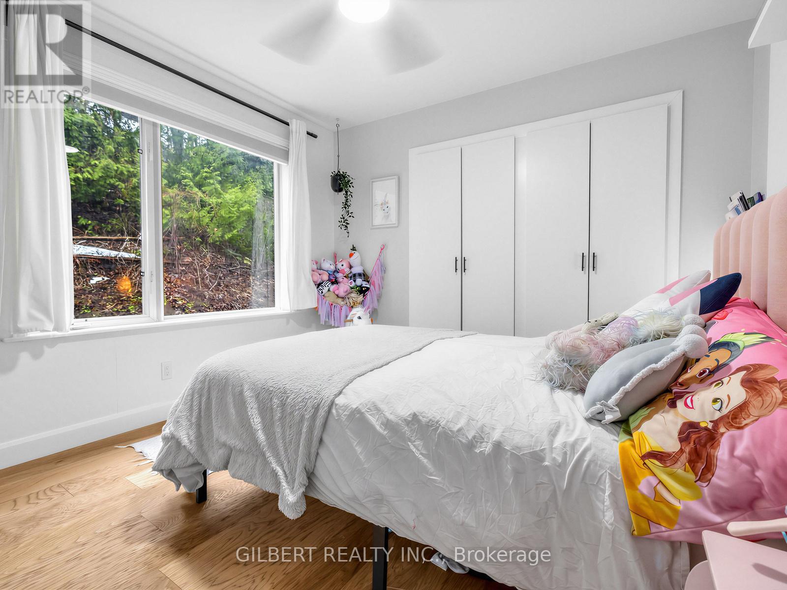 313 Winnifred Drive, Georgina, Ontario  L4P 3B4 - Photo 22 - N12875290