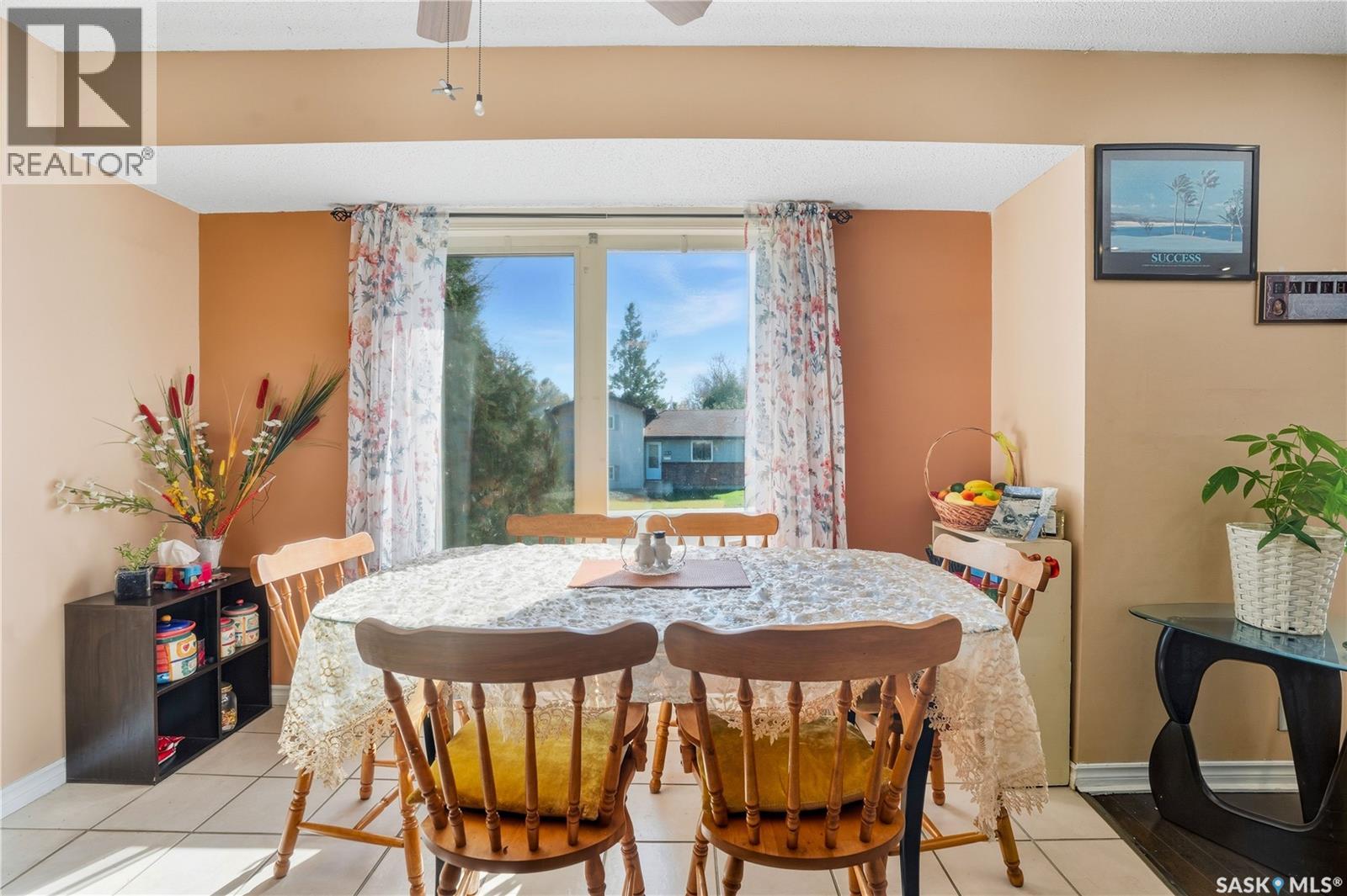 882 Samuels Crescent N, Regina, Saskatchewan  S4X 2A5 - Photo 14 - SK030458