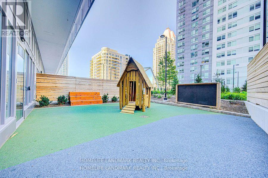 1808 - 4065 Confederation Parkway, Mississauga, Ontario  L5B 0L4 - Photo 26 - W12872844