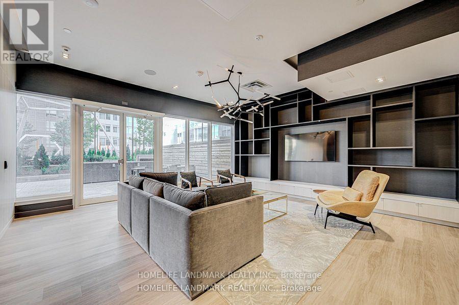 1808 - 4065 Confederation Parkway, Mississauga, Ontario  L5B 0L4 - Photo 32 - W12872844