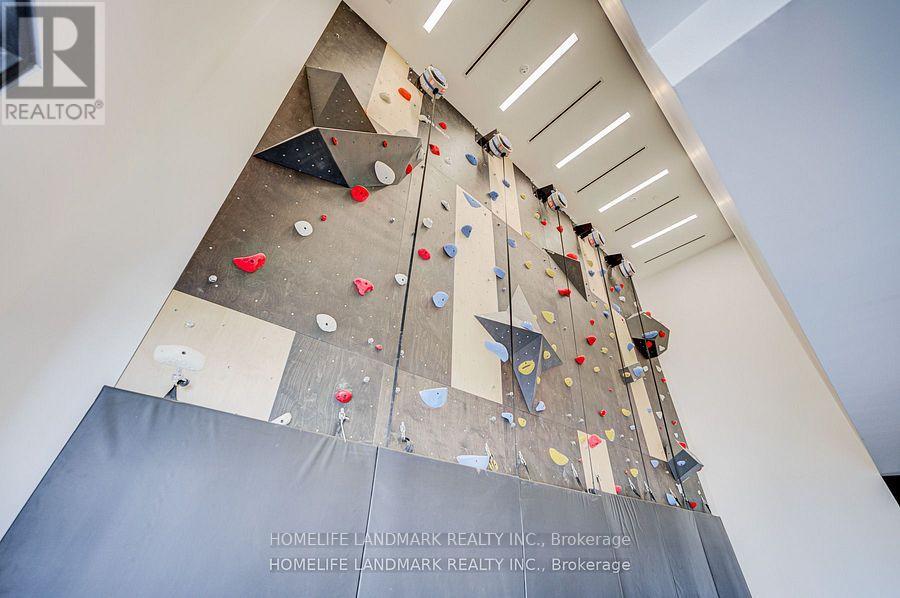 1808 - 4065 Confederation Parkway, Mississauga, Ontario  L5B 0L4 - Photo 23 - W12872844