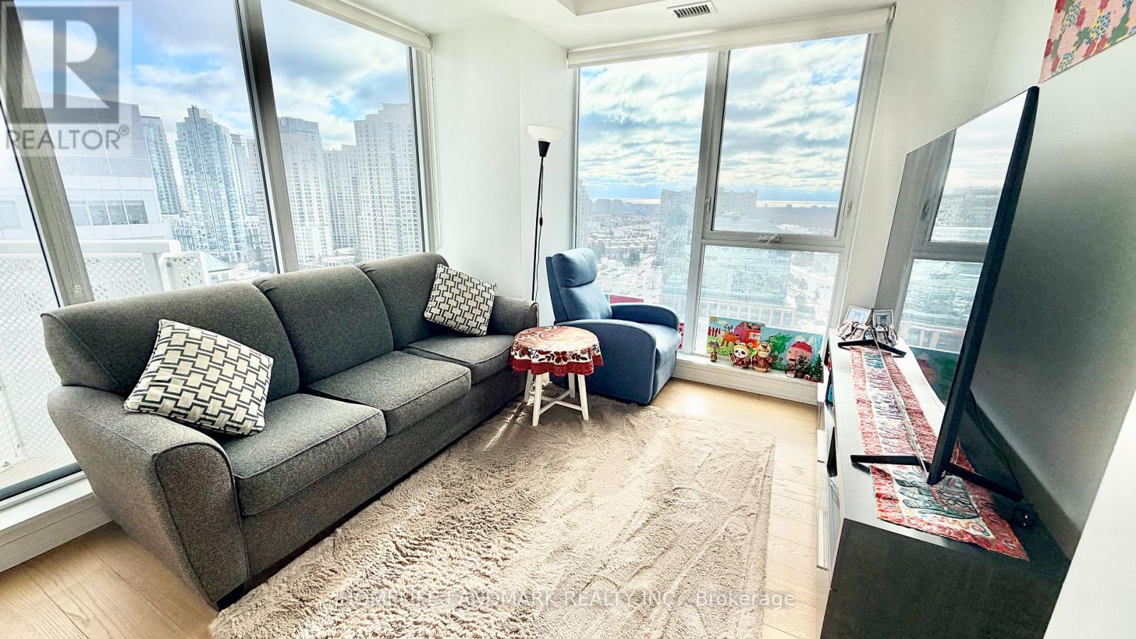 1808 - 4065 Confederation Parkway, Mississauga, Ontario  L5B 0L4 - Photo 9 - W12872844