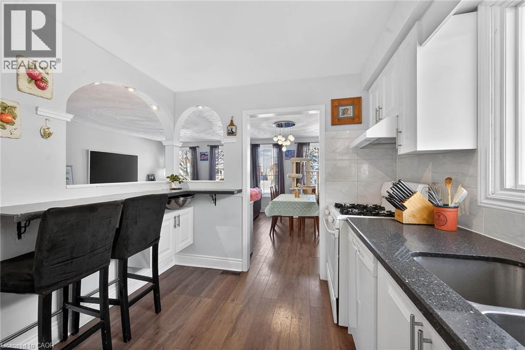 327 Eaglewood Drive, Hamilton, Ontario  L8W 1Z2 - Photo 17 - 40807089