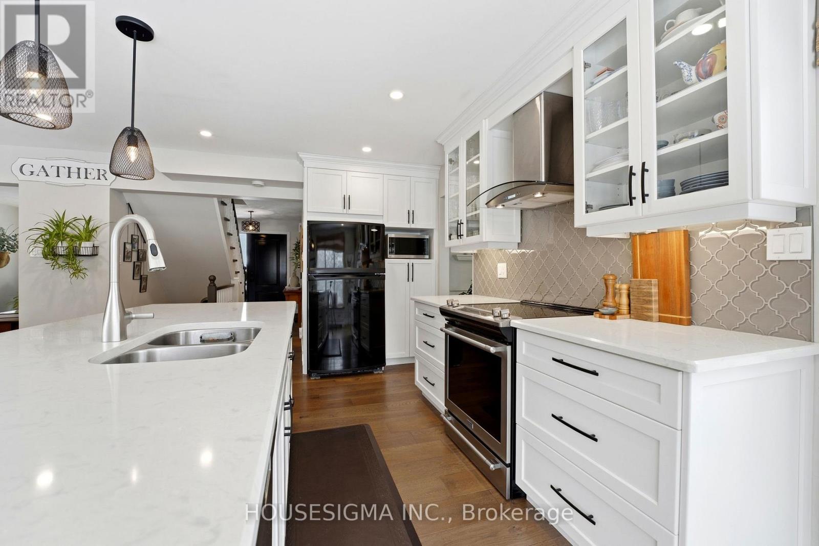 4 Mulberry Court, Guelph (Kortright Hills), Ontario  N1C 1A6 - Photo 16 - X12859448