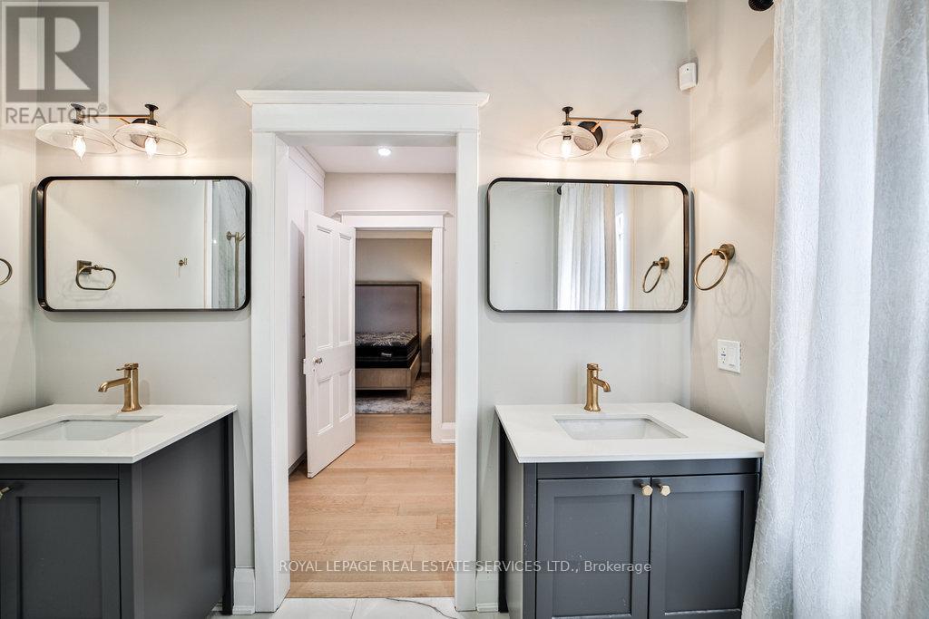 128 Chisholm Street, Oakville, Ontario  L6K 3J2 - Photo 21 - W12883852