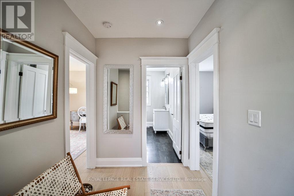 128 Chisholm Street, Oakville, Ontario  L6K 3J2 - Photo 28 - W12883852