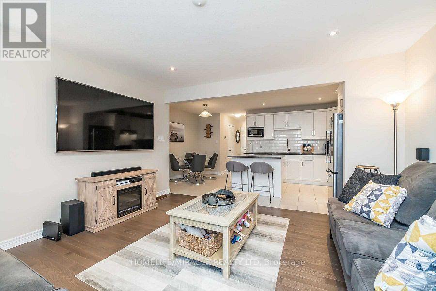 26 Winterton Court, Orangeville, Ontario  L9W 7N5 - Photo 6 - W12883866