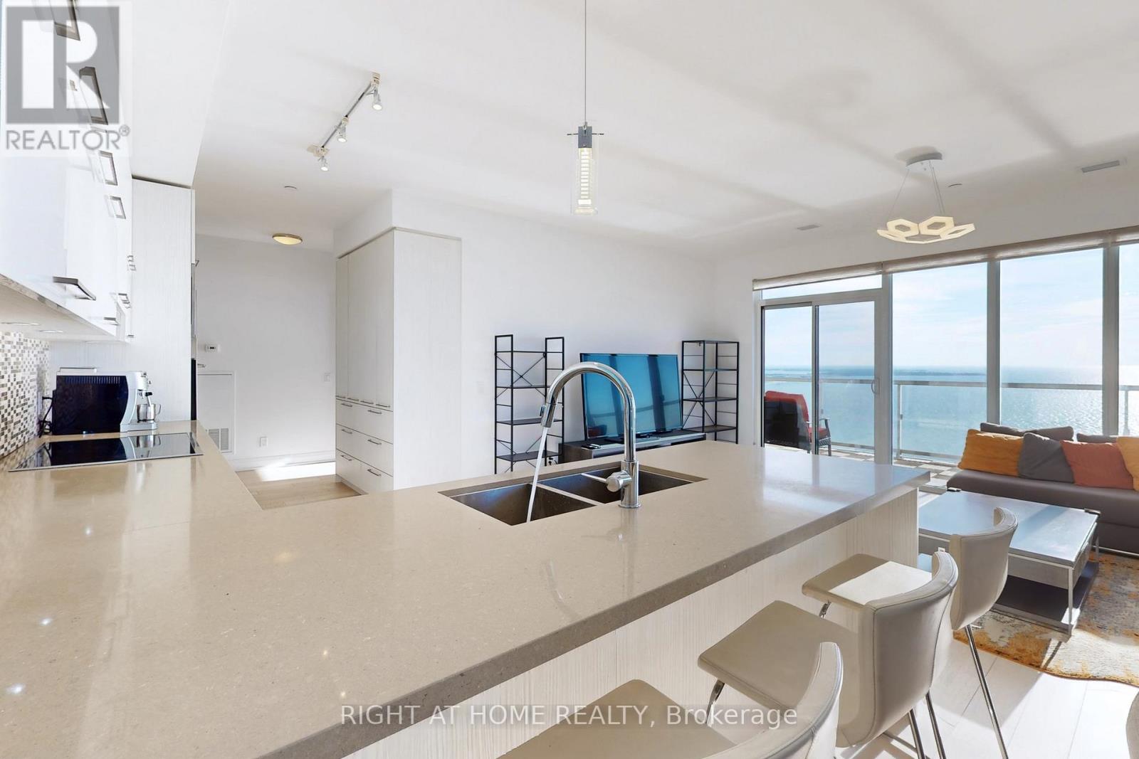 4902 - 56 Annie Craig Drive, Toronto, Ontario  M8V 0C8 - Photo 17 - W12883870