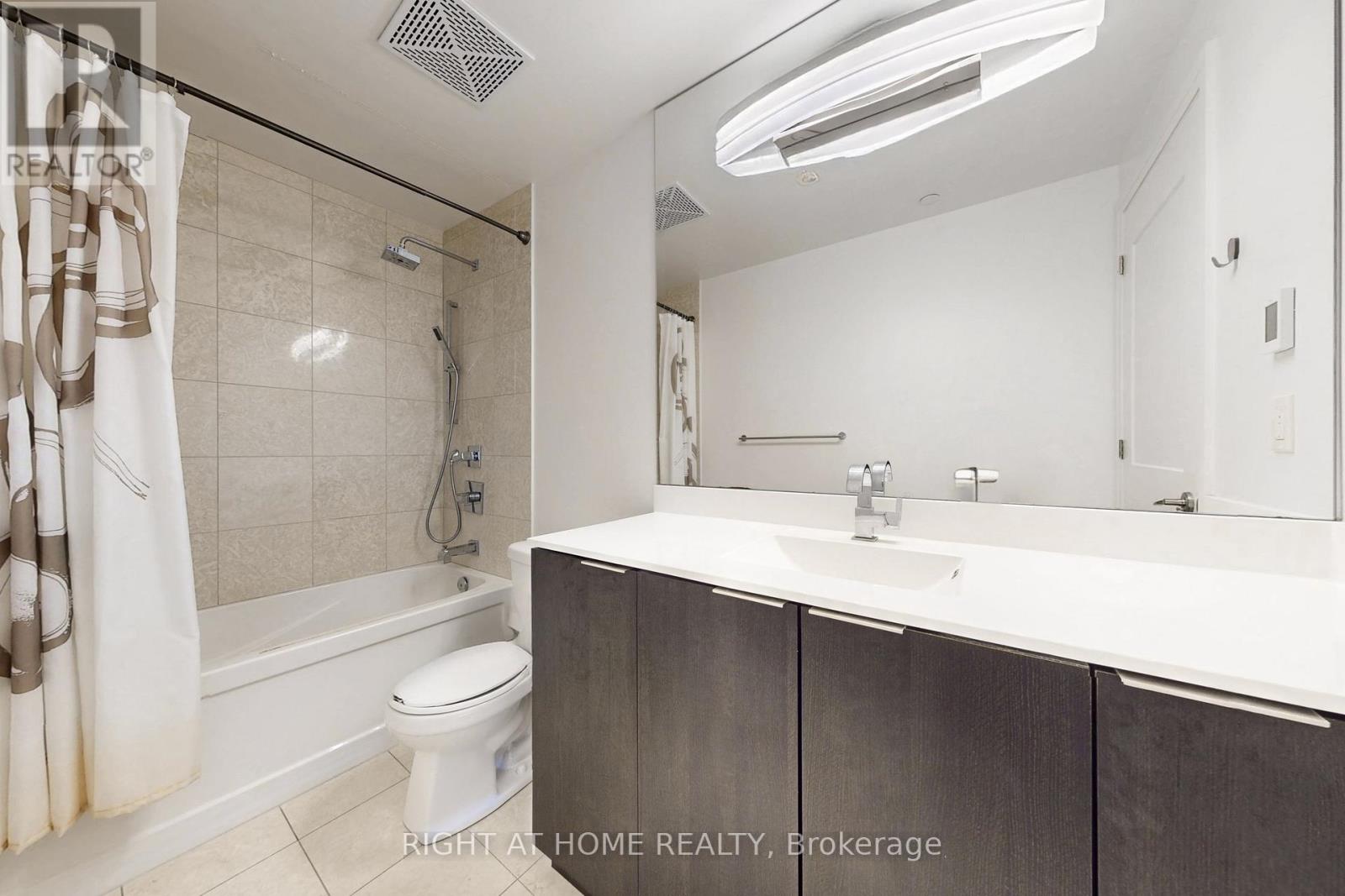 4902 - 56 Annie Craig Drive, Toronto, Ontario  M8V 0C8 - Photo 26 - W12883870