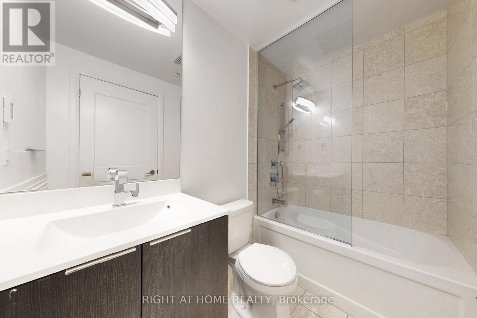 4902 - 56 Annie Craig Drive, Toronto, Ontario  M8V 0C8 - Photo 31 - W12883870