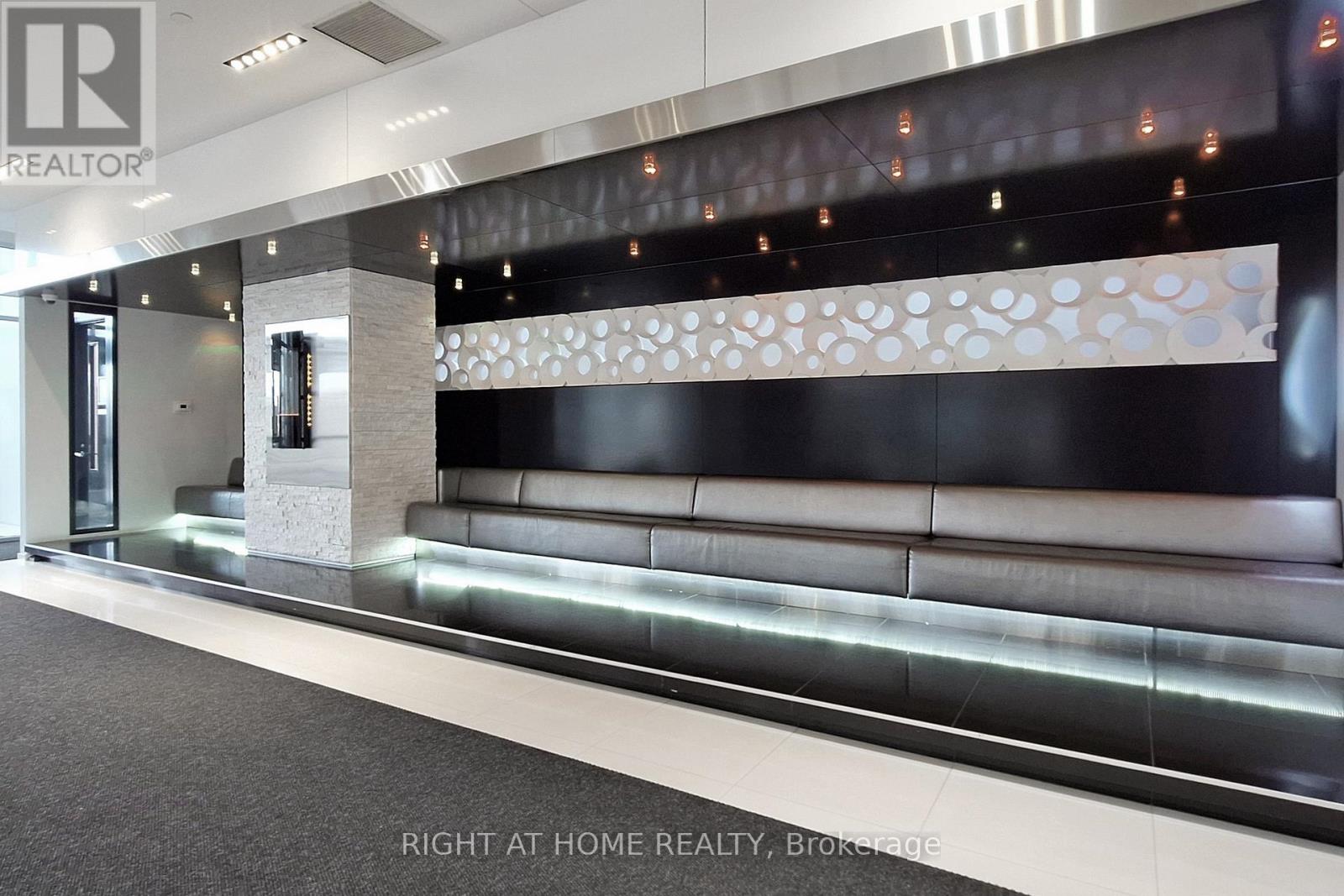 4902 - 56 Annie Craig Drive, Toronto, Ontario  M8V 0C8 - Photo 4 - W12883870