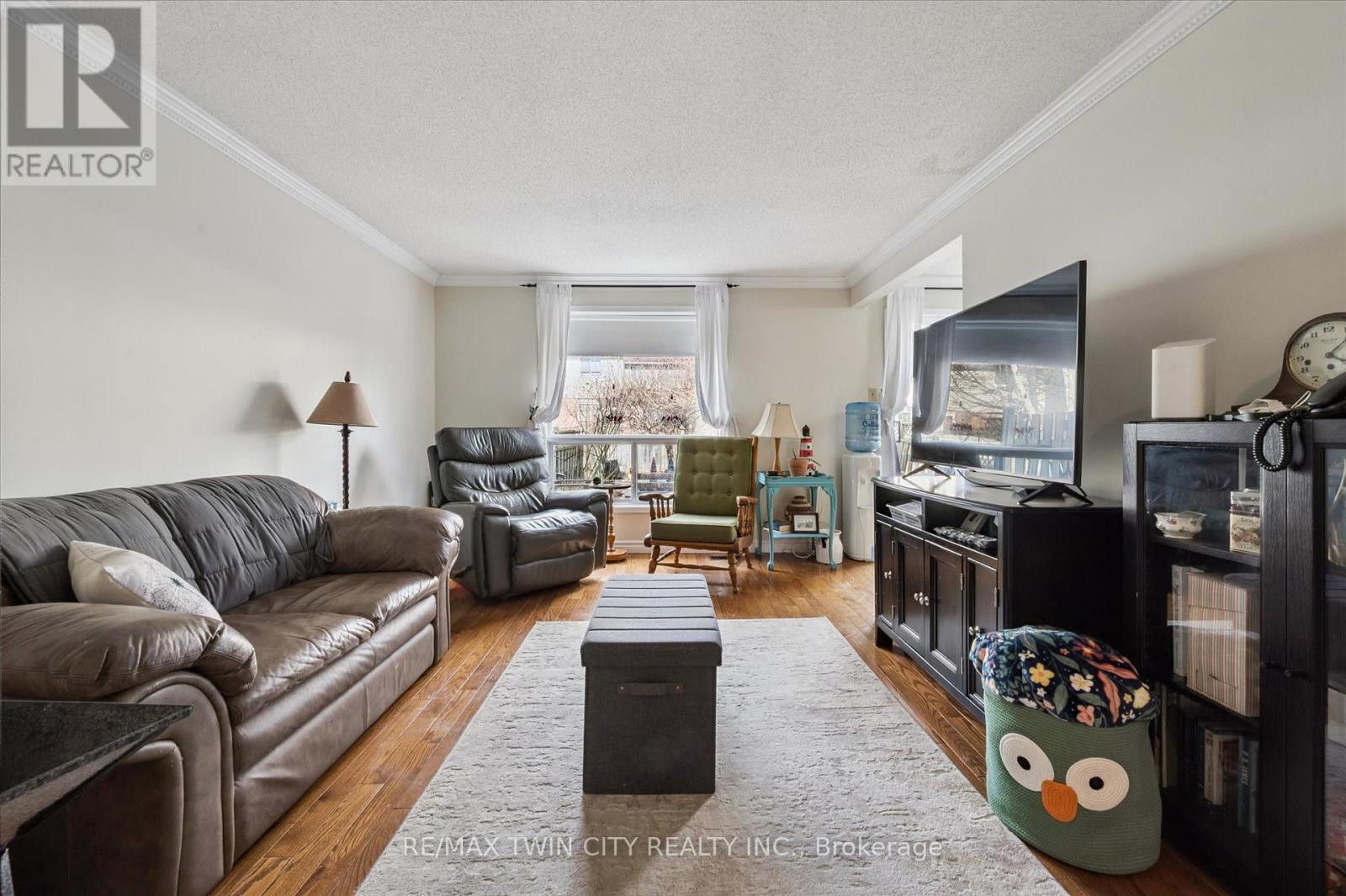 37 Edgemere Drive, Cambridge, Ontario  N1P 1A9 - Photo 11 - X12883880