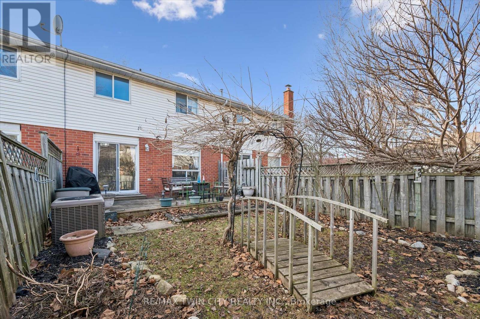 37 Edgemere Drive, Cambridge, Ontario  N1P 1A9 - Photo 39 - X12883880