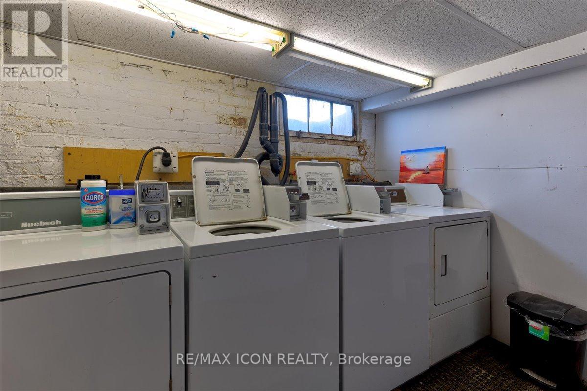 135 Sherwood Drive, Brantford, Ontario  N3T 1N8 - Photo 12 - X12883888