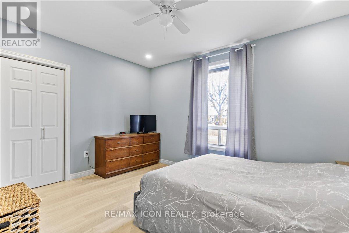 135 Sherwood Drive, Brantford, Ontario  N3T 1N8 - Photo 6 - X12883888