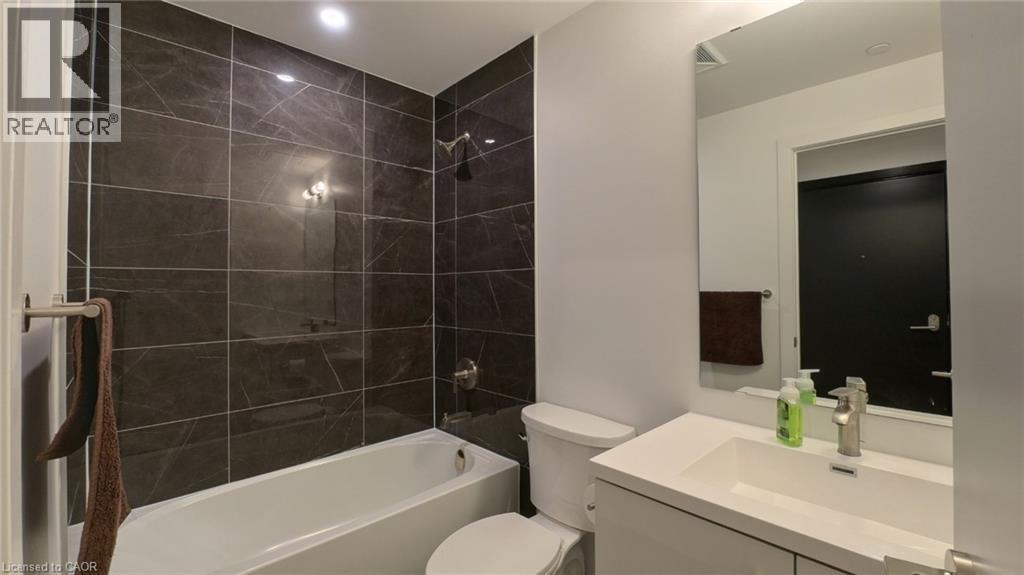 5 Wellington Street Unit# 1712, Kitchener, Ontario  N2G 0E3 - Photo 8 - 40811576