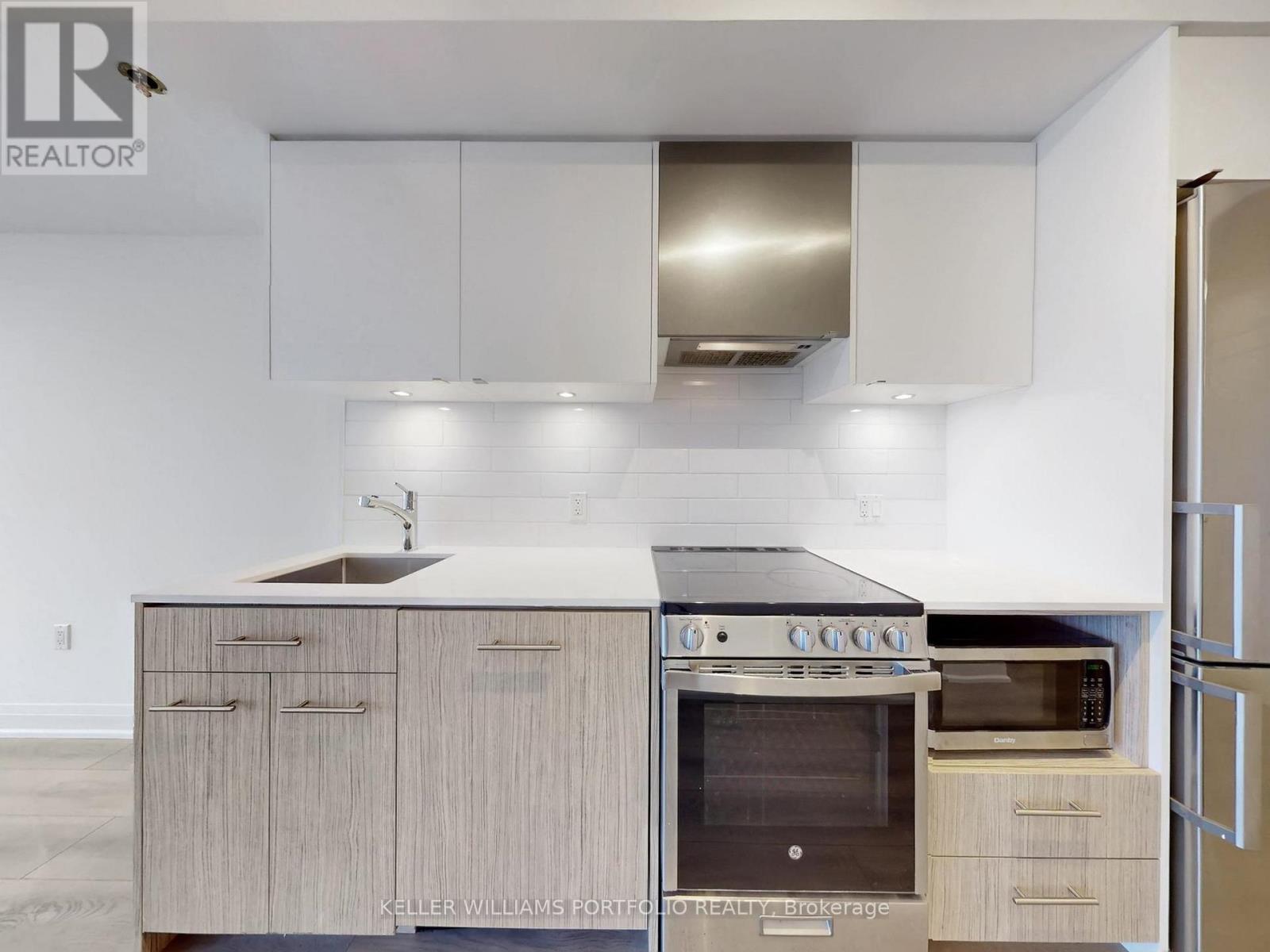 4501 - 251 Jarvis Street, Toronto, Ontario  M5B 0C3 - Photo 9 - C12874570