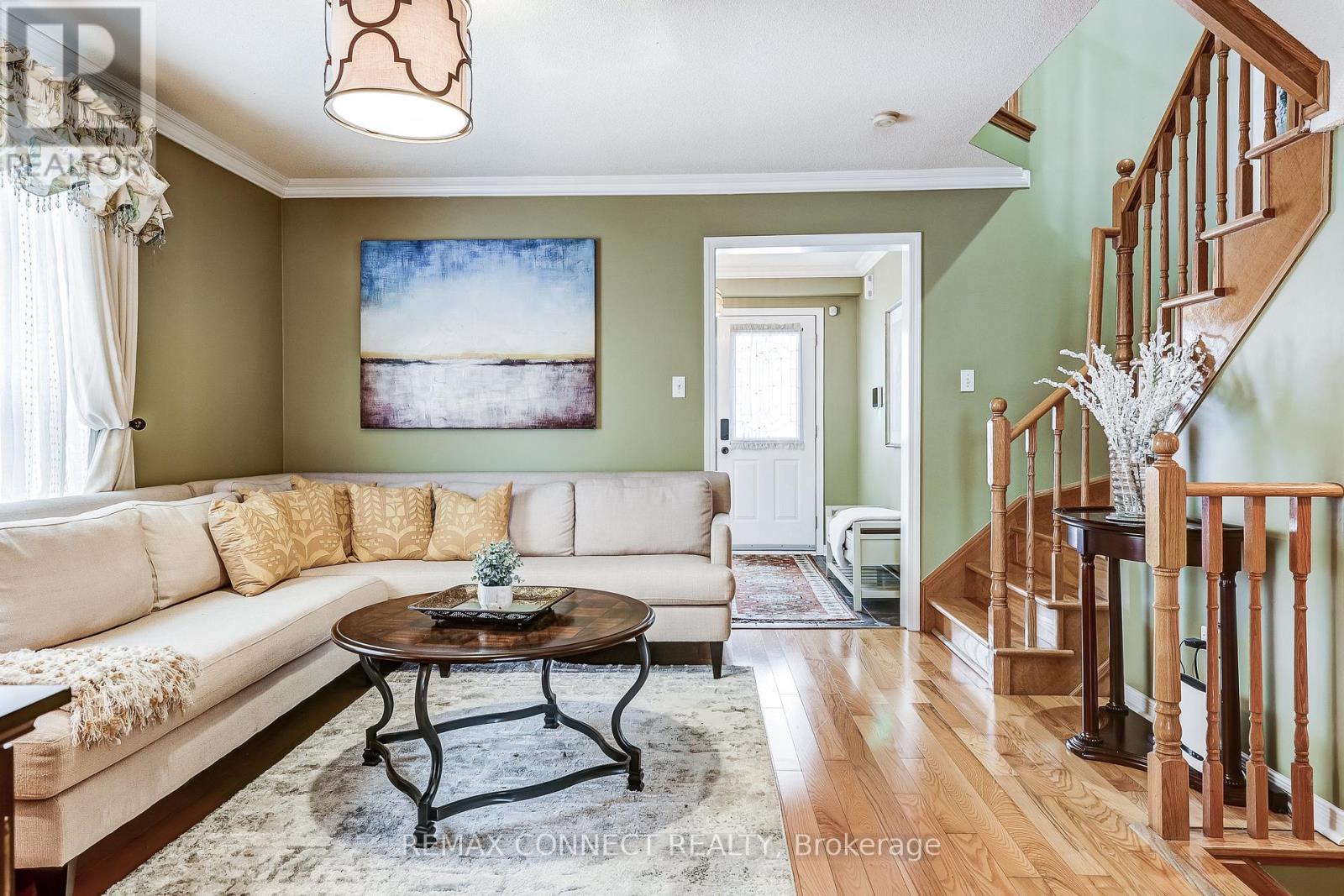 15 Brownridge Place, Whitby, Ontario  L1P 1W3 - Photo 5 - E12878842