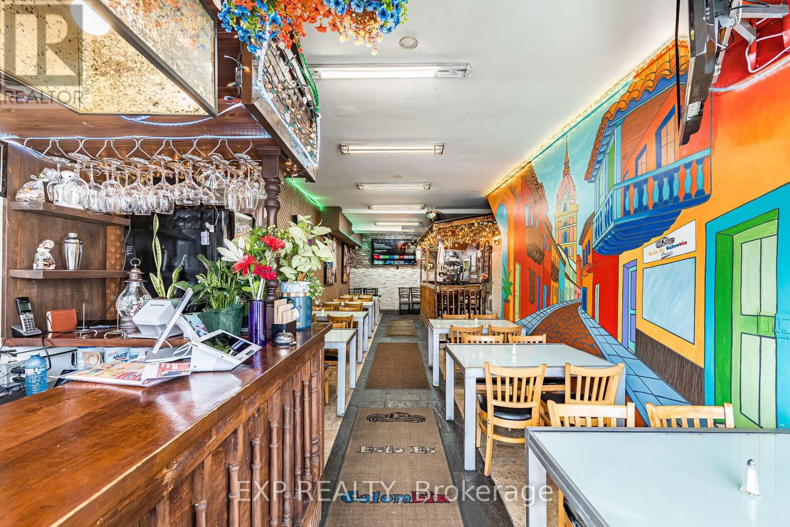 2848 Dufferin Street, Toronto, Ontario  M6B 3S3 - Photo 7 - W12883558