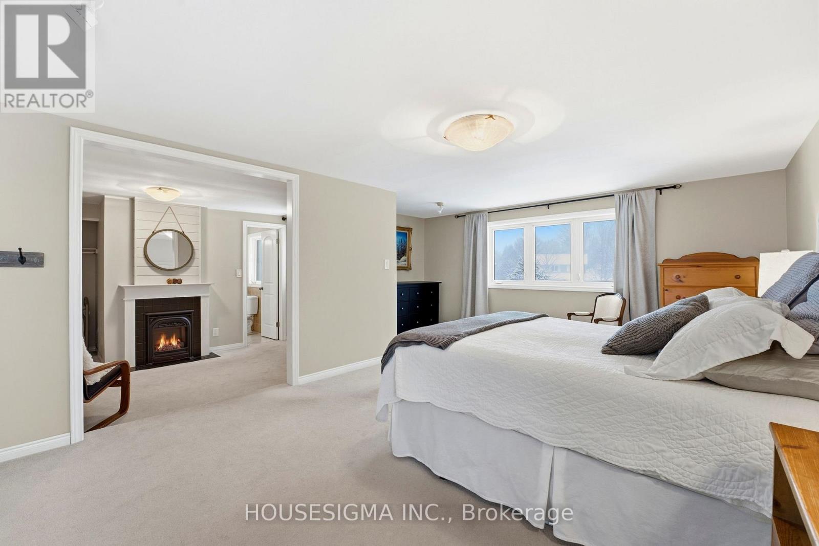 4 Mulberry Court, Guelph (Kortright Hills), Ontario  N1C 1A6 - Photo 4 - X12859448