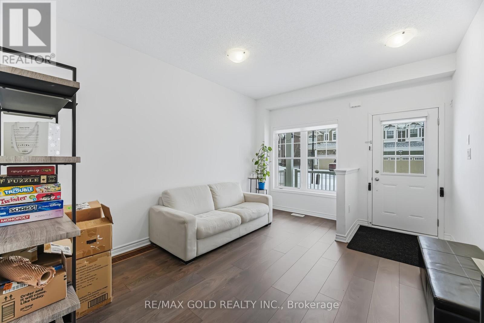 30 Hills Thistle Drive, Wasaga Beach, Ontario  L9E 0J3 - Photo 8 - S12880578