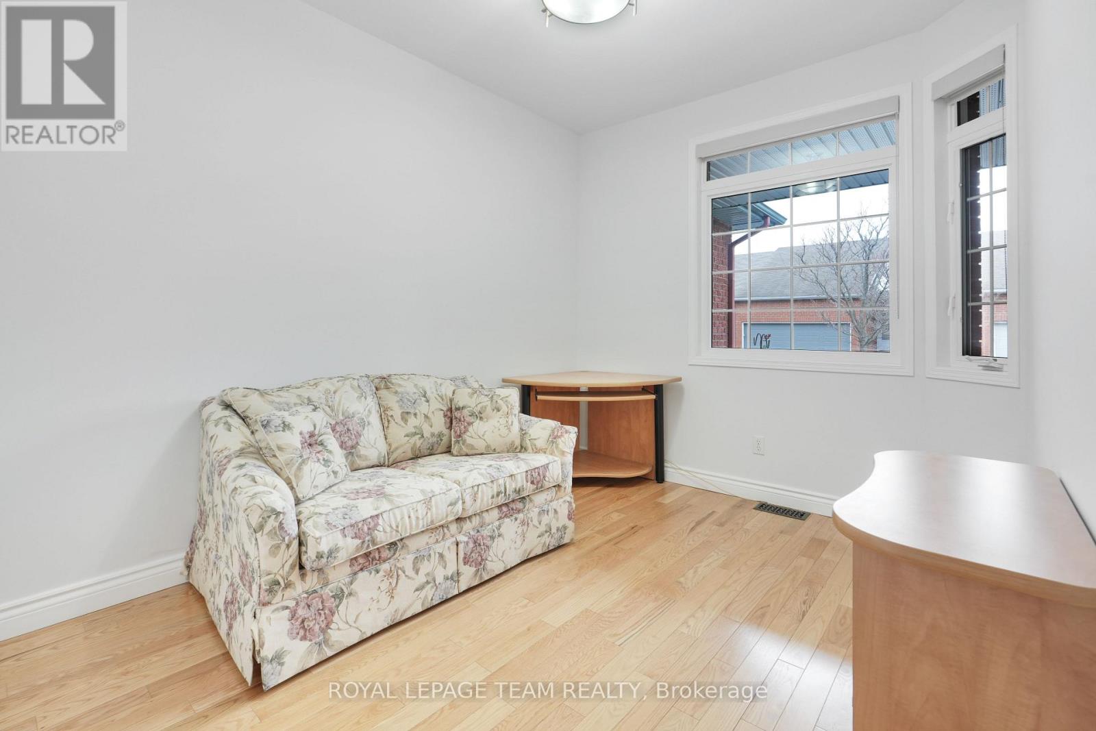 114 Bartlett Private, Ottawa, Ontario  K1V 2A8 - Photo 12 - X12867056