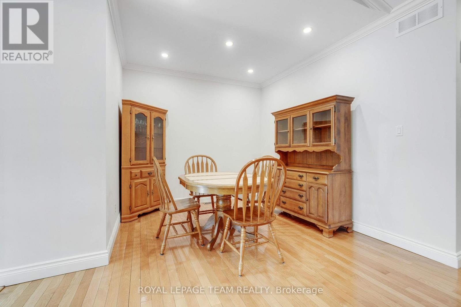 114 Bartlett Private, Ottawa, Ontario  K1V 2A8 - Photo 17 - X12867056