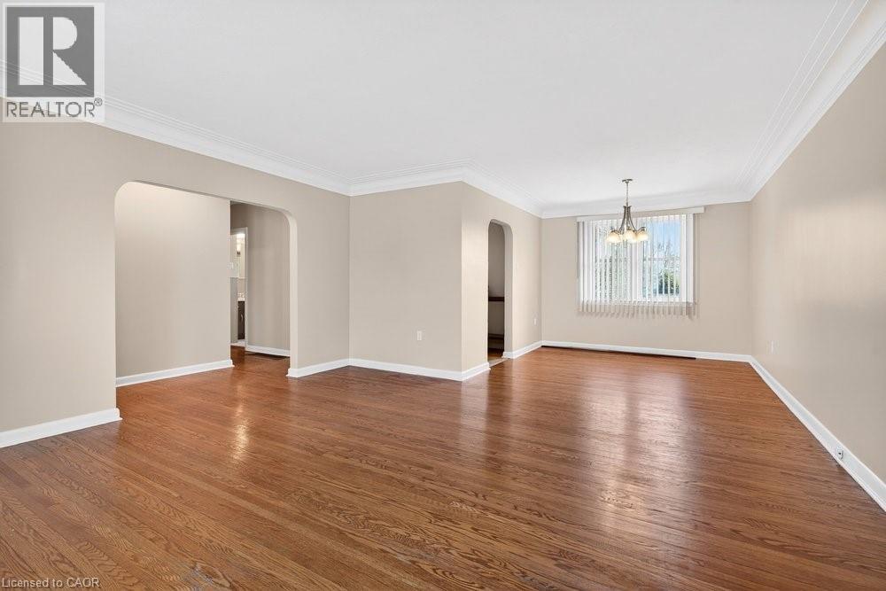 42 Evergreen Avenue, Stoney Creek, Ontario  L8G 3T3 - Photo 8 - 40805963