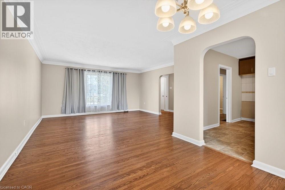 42 Evergreen Avenue, Stoney Creek, Ontario  L8G 3T3 - Photo 11 - 40805963