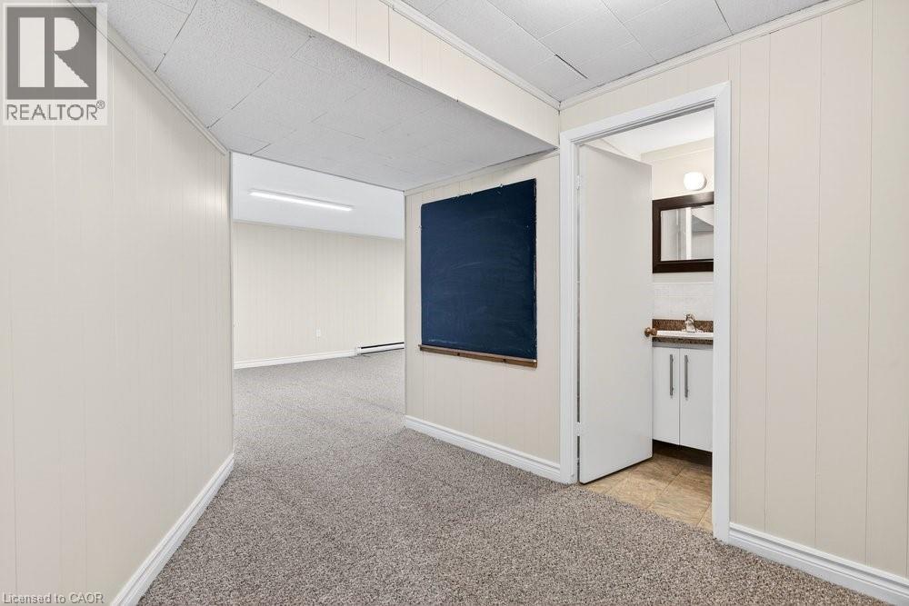 42 Evergreen Avenue, Stoney Creek, Ontario  L8G 3T3 - Photo 30 - 40805963