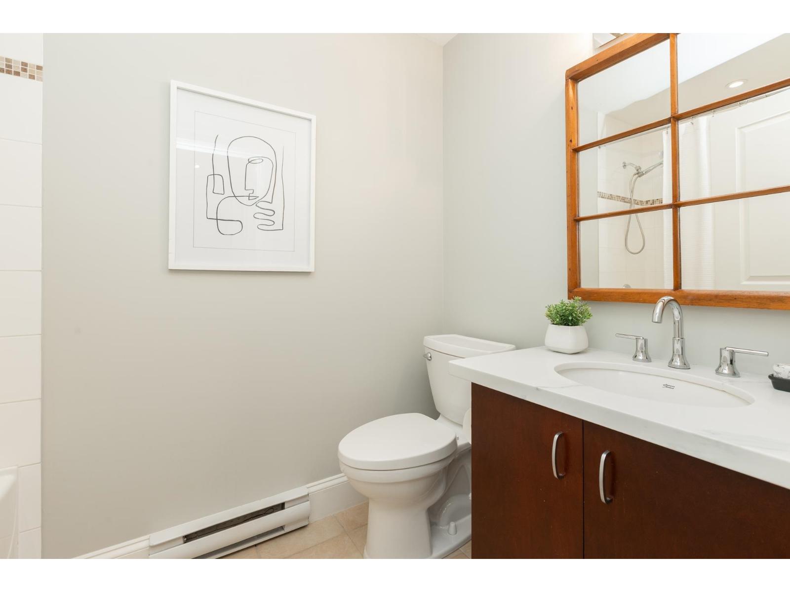 Listing Picture 27 of 38 : 103 1551 FOSTER STREET, White Rock - 魯藝地產 Yvonne Lu Group - MLS Medallion Club Member