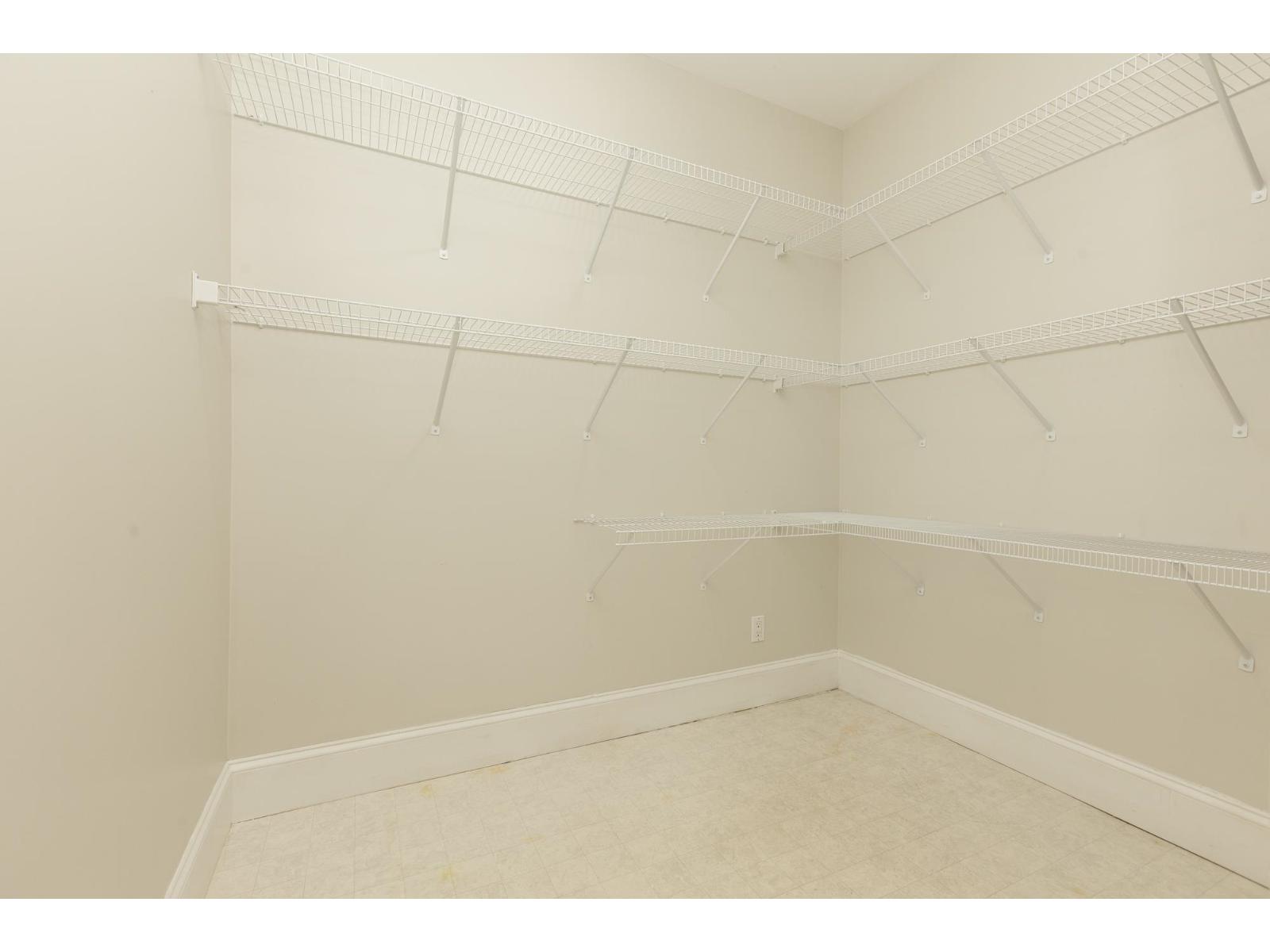 Listing Picture 30 of 38 : 103 1551 FOSTER STREET, White Rock - 魯藝地產 Yvonne Lu Group - MLS Medallion Club Member